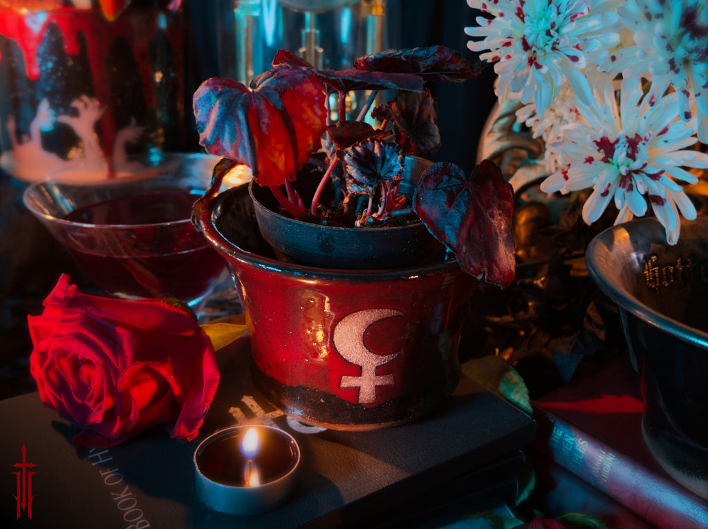 Lilith Black Moon Bowl